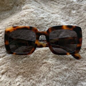 Tortoise Shell Square Sunglasses